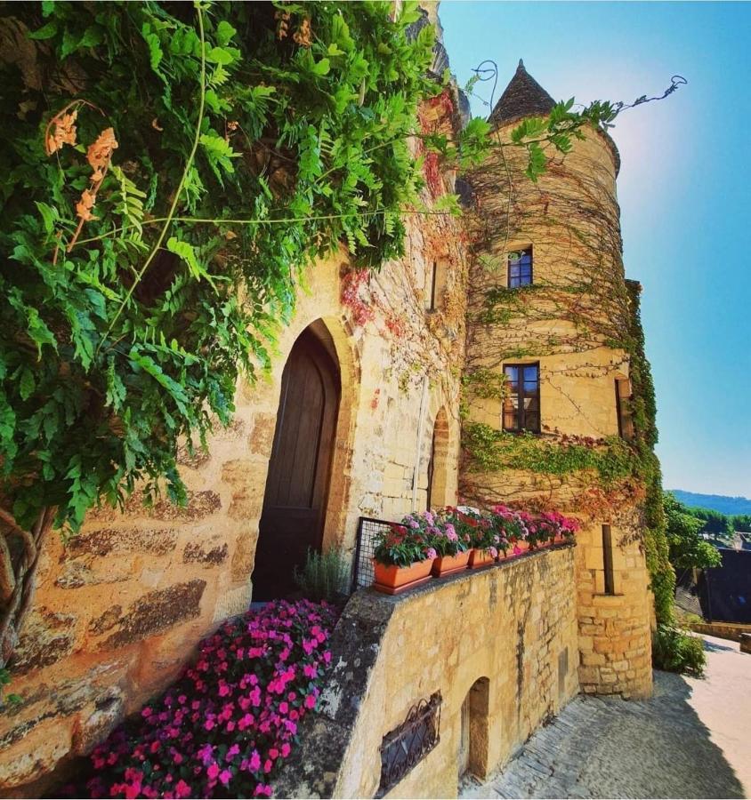 Roquebrune Saint-Alvère Exterior foto
