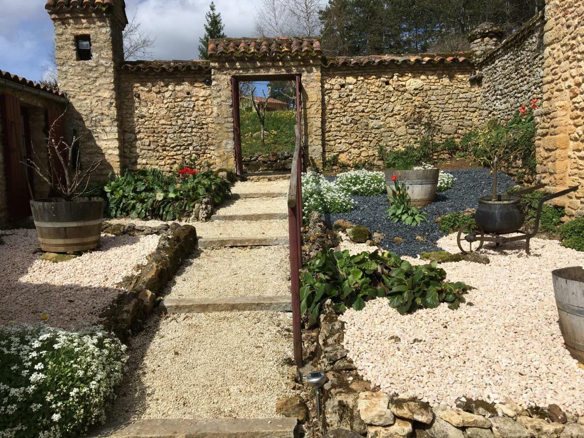 Roquebrune Saint-Alvère Exterior foto